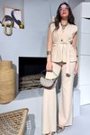 Bej Yelekli Krep Kumaş Takım