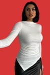 Beyaz Asimetrik Drape Detaylı Uzun Kollu Sandy Kumaş Bluz