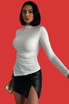 Beyaz Asimetrik Drape Detaylı Uzun Kollu Sandy Kumaş Bluz