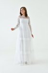 Beyaz Uzun Güpür Ve Dantelli Ensede Düğme Detaylı Tül Abiye Elbise