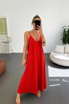 فستان طويل بحمالات رفيعة قابلة للتعديل باللون الأحمر