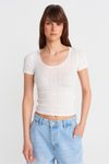 Ekru Kısa Kollu Dantel Dokulu Bluz