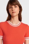 Kırmızı Ekru Bisiklet Yaka İnce Çizgili Triko Bluz