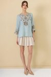 Mavi Önü İşlemeli Keten Bluz