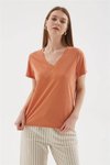 بلوز برتقالي بياقة على شكل V بأكمام قصيرة
