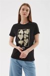 Siyah Kalp Baskılı Kısa Kollu T-shirt