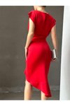 Kırmızı Midi Scuba Kumaş Omuz Düşük Volanlı Şık Elbise