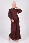 Kahverengi İnci Detaylı Tulum Elbise