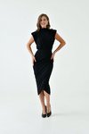 Siyah Midi Anvelop Kesim Belde Toka Detaylı Vatkalı Abiye Elbise