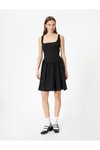 Siyah Mini Kalın Askılı Slim Fit U Yaka Elbise