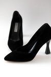 Siyah Süet Stiletto Orta Boy Kadeh Topuk V Ağız Parmak Dekolteli Ayakkabı
