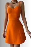 Turuncu Mini İnce Askılı Sırt Dekolteli V Yaka Çan Kesim Elbise