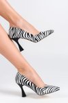 Zebra Siyah Stiletto Orta Boy Kadeh Topuk Sı Ayakkabı