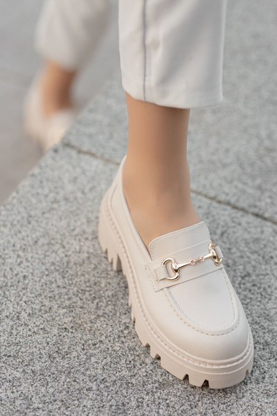 Bej Garantili D124 Kalın Taban Zincirli Loafer Ayakkabı