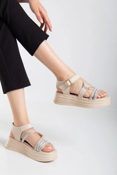 Beyaz Lenda Bej Cilt Kemerli Sandalet