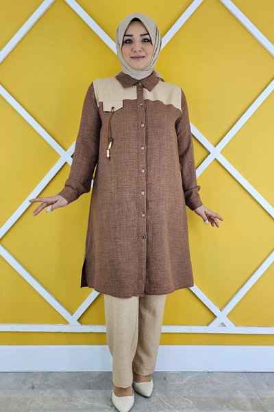 Kahverengi Cep Aksesuar Ve Kombinli Gömlek