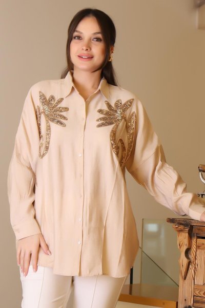 Bej Uzun Kollu Boncuk İşlemeli Gömlek