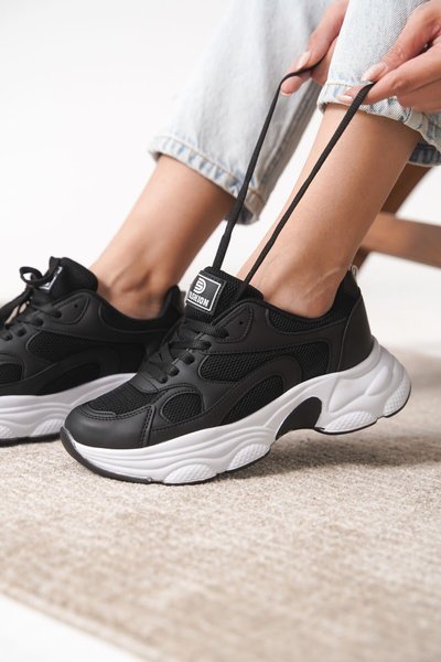 Siyah Beyaz Garantili Ortopedik Sneaker Spor Ayakkabı