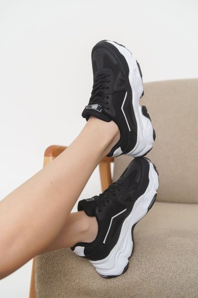 Siyah Beyaz Ortopedik Sneaker Spor Ayakkabı