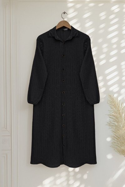 Black Full-Length Buttoned Long Crinkle Tunic with Elastic Cuffs
