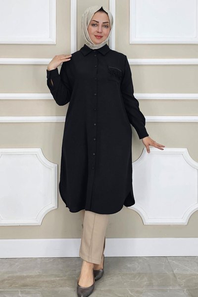 Siyah Cebi Püskül Detaylı Gömlek