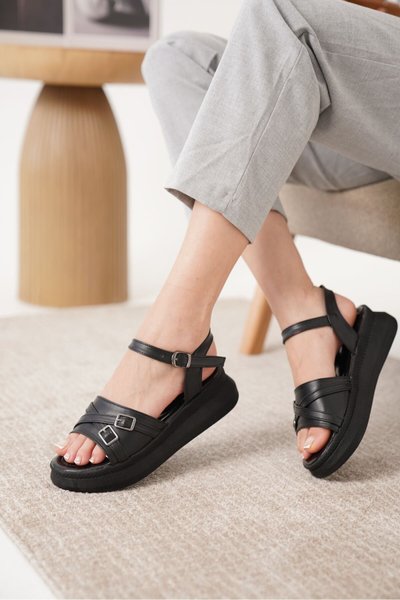 Siyah D644 Ortopedik Sandalet