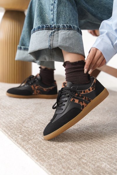 Black Guaranteed Carina Orthopedic Sneaker Sports Shoes