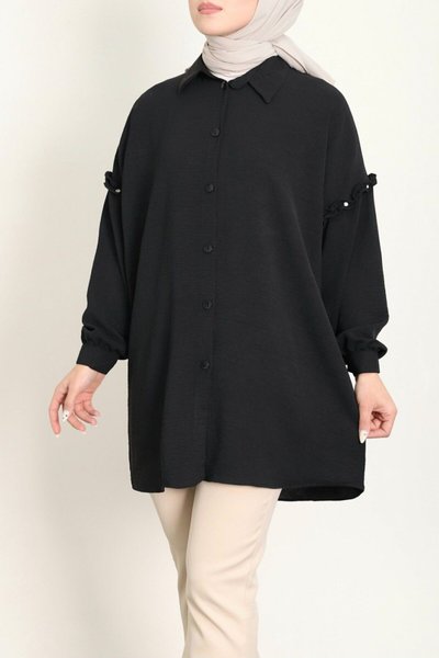 Siyah Kolları Taşlı Fırfırlı Salaş Ayrobin Tunik