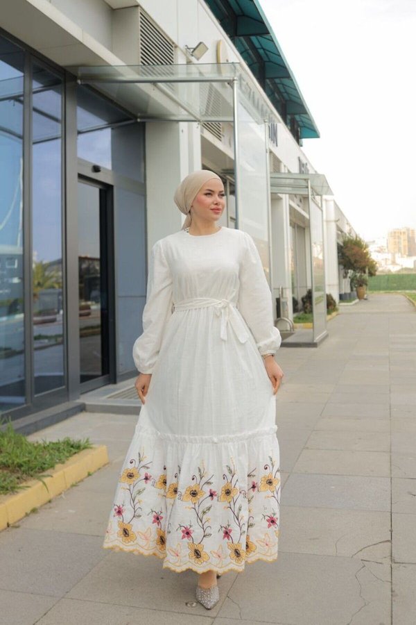 White Ankanoor Dress with Embroidered Hem and Lined Linen | Nissra
