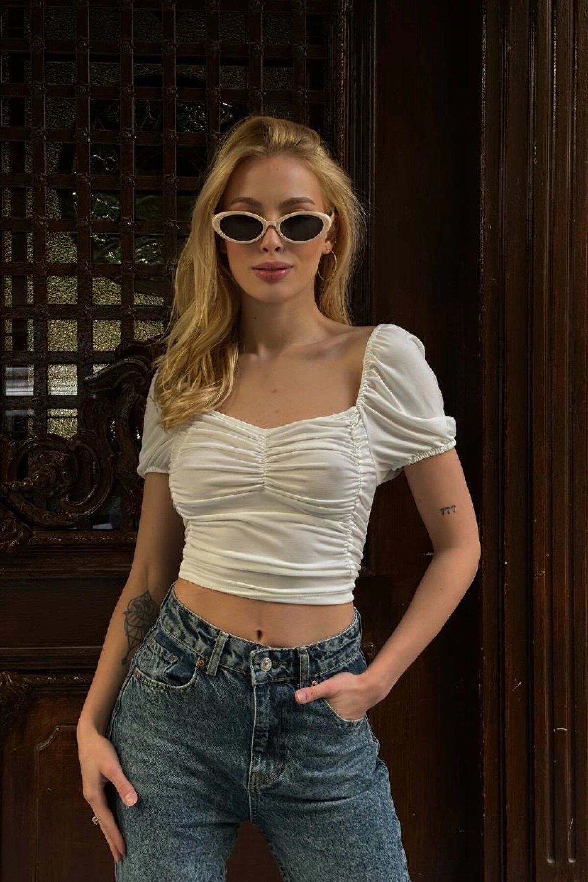Beyaz Büzgü Crop - Luvita Co