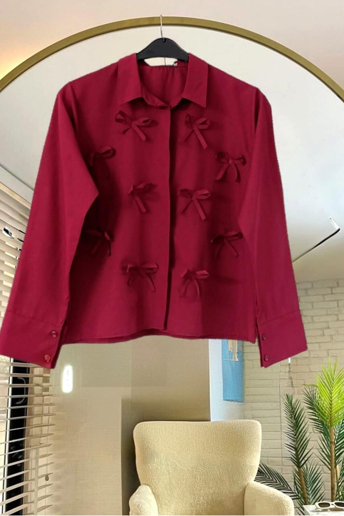 Bordo Kapalı Patlı Fiyonklu Poplin Kısa Gömlek - Nergis Neva Butik