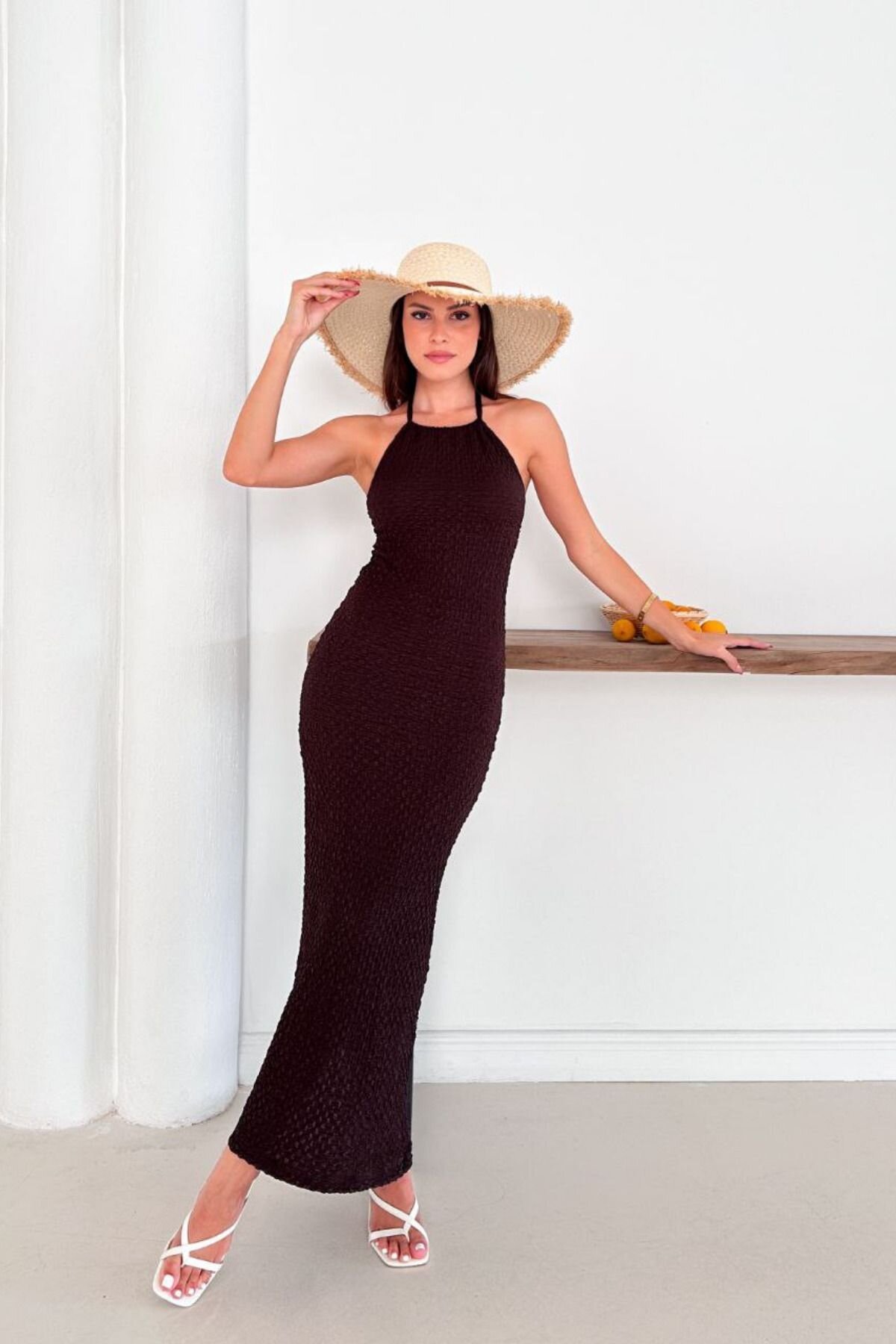 Brown Long Halter Neck Back Slit Crinkle Dress - MOZENA