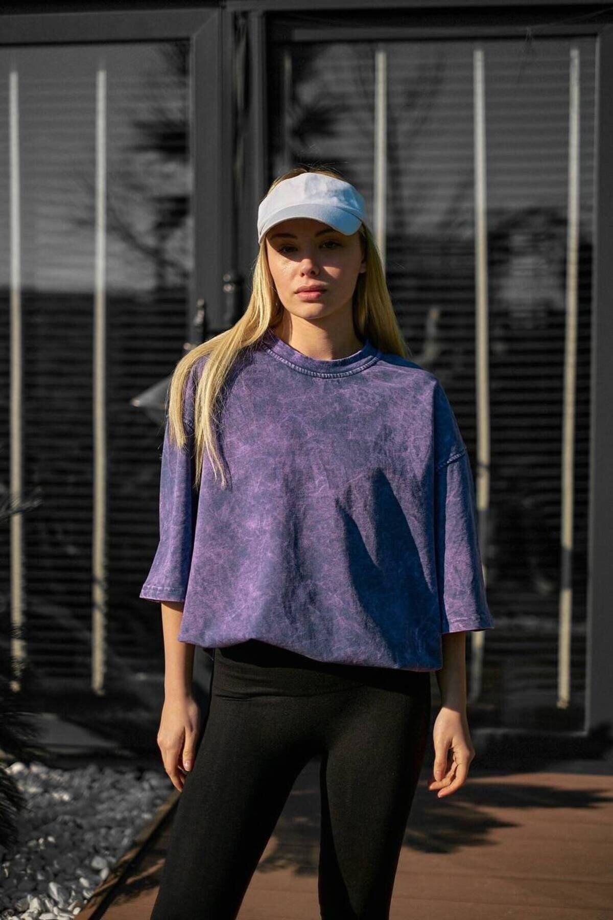 Mor Yıkama Detay Oversize Unisex Penye Tshirt - İLKCET MODA