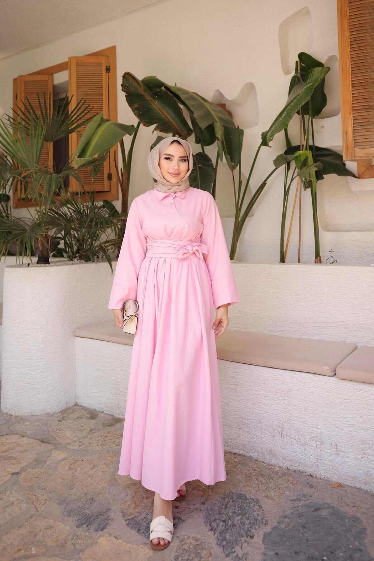 Pembe Önü Çapraz Belden Bağlamalı Tesettür Elbise - Nergis Neva Butik