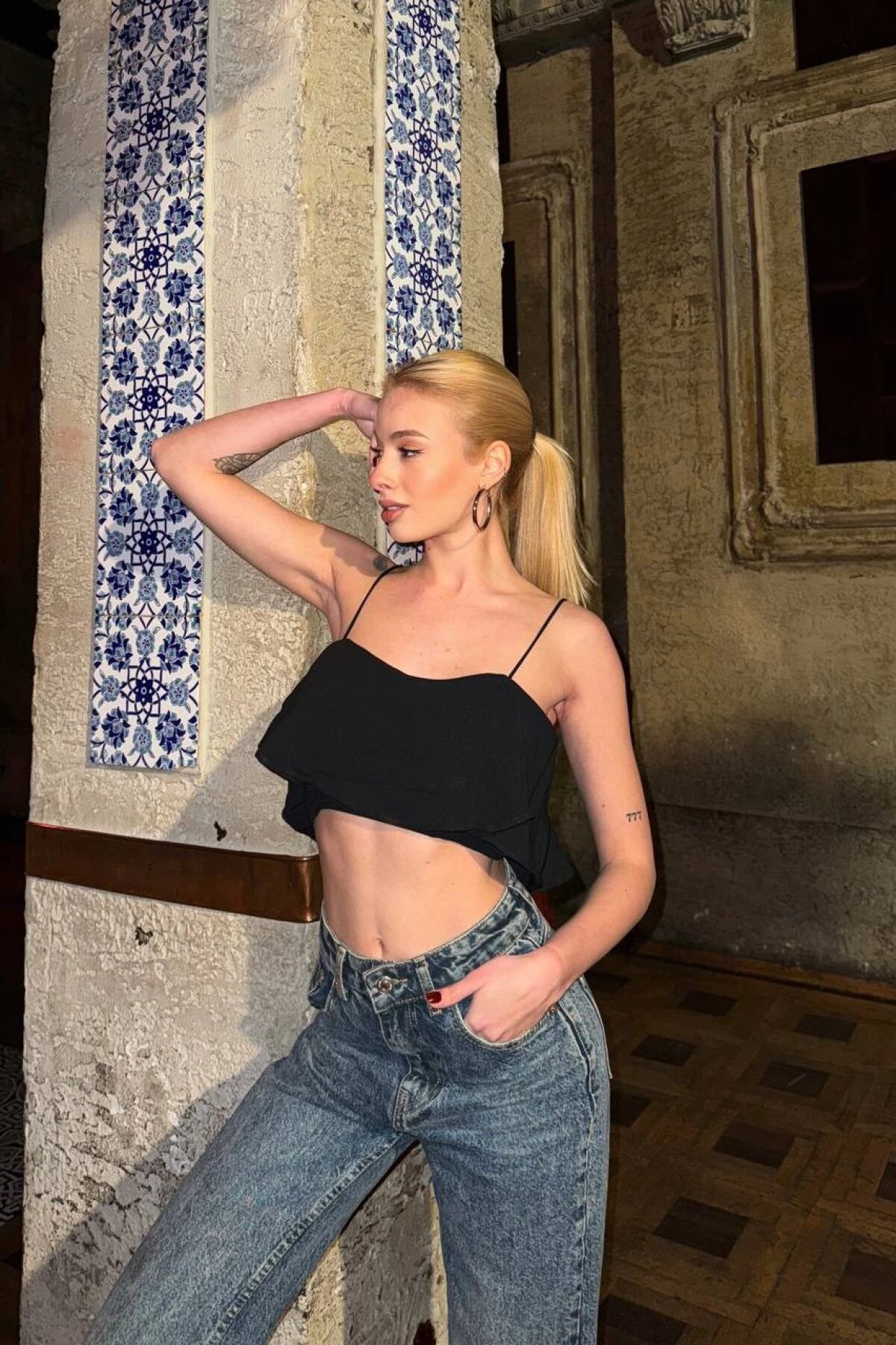 Siyah Serene Crop Büstiyer - Luvita Co