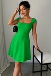 Açık Yeşil Midi Kare Yaka Kısa Kollu Scuba Krep Kumaş Elbise