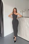 Antrasit Uzun Tek Omuzlu Aksesuarlı Elbise