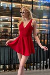 Ateş Kırmızı Mini Sırt Dekolteli Sıfır Kol Şortlu Elbise