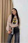 Bej Kapüşonlu Peluş Ayı Nakışlı Crop Sweatshirt