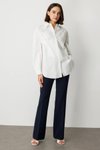 Beyaz Boncuklu Kurdele Detaylı Gömlek