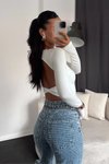Beyaz Çapraz Sırt Dekolteli Basic Bluz