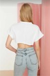 Beyaz Kesik Etek Uçlu Kısa Kollu Salaş Süper Crop Top T-Shirt