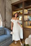 Beyaz Uzun Off-shoulder Elbise