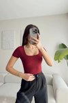 Bordo Kare Yaka Kısa Kollu Basic Bodysuit