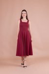 Bordo Midi Askılı Kare Yaka Elbise