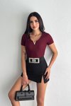 Bordo V Yaka Aksesuarlı Kısa Kol Bluz