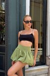 Çam Yeşili Mini Şortlu Balon Etek