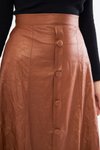 Kahverengi Midi Süs Düğmeli Suni Crash Deri Etek