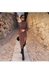Kahverengi Midi Yarım Balıkçı Yaka Tek Bacak Yırtmaçlı Uzun Kollu Bodycon Elbise
