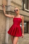 Kırmızı Mini Askılı Şortlu Balon Elbise